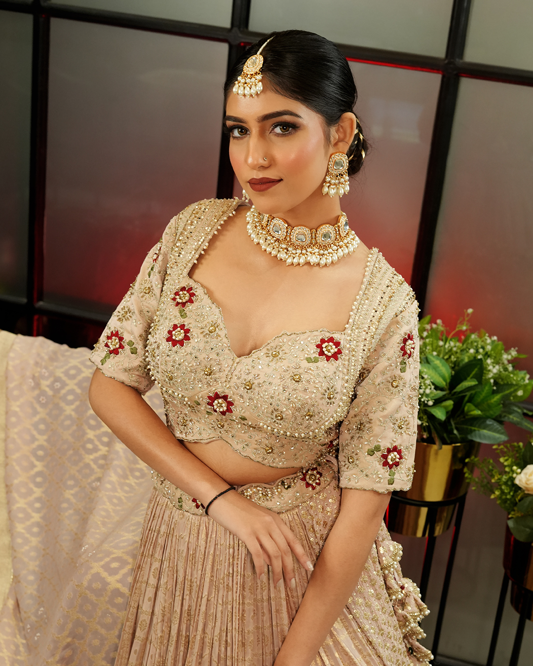 Bridal makeup by Anthéa Makeover — soft glam with a kundan choker and maang tikka